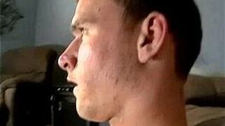 Amateur hunk eagerly tugging on his stiff dick - porn video