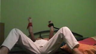 Tied to the bed - porn video